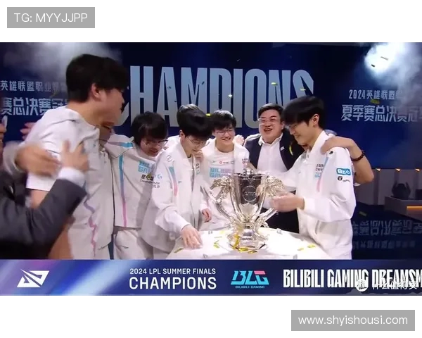 BLG与JDG激战正酣赛场火花四溅谁能笑到最后引发热议