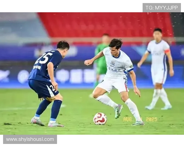 中超争冠格局重塑多强并起激战不断赛季走势引发广泛热议持续升温