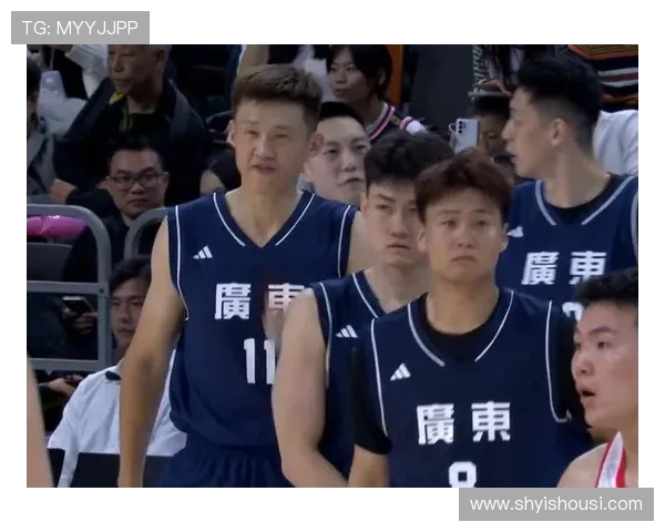 中国篮球队逆袭战胜强敌成功晋级世界杯八强全员表现亮眼展现团队实力