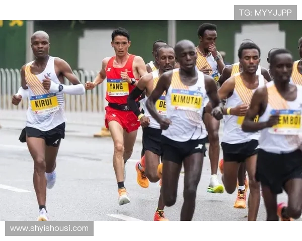 武汉城市马拉松赛中街舞队展现速度与激情的精彩表现分析